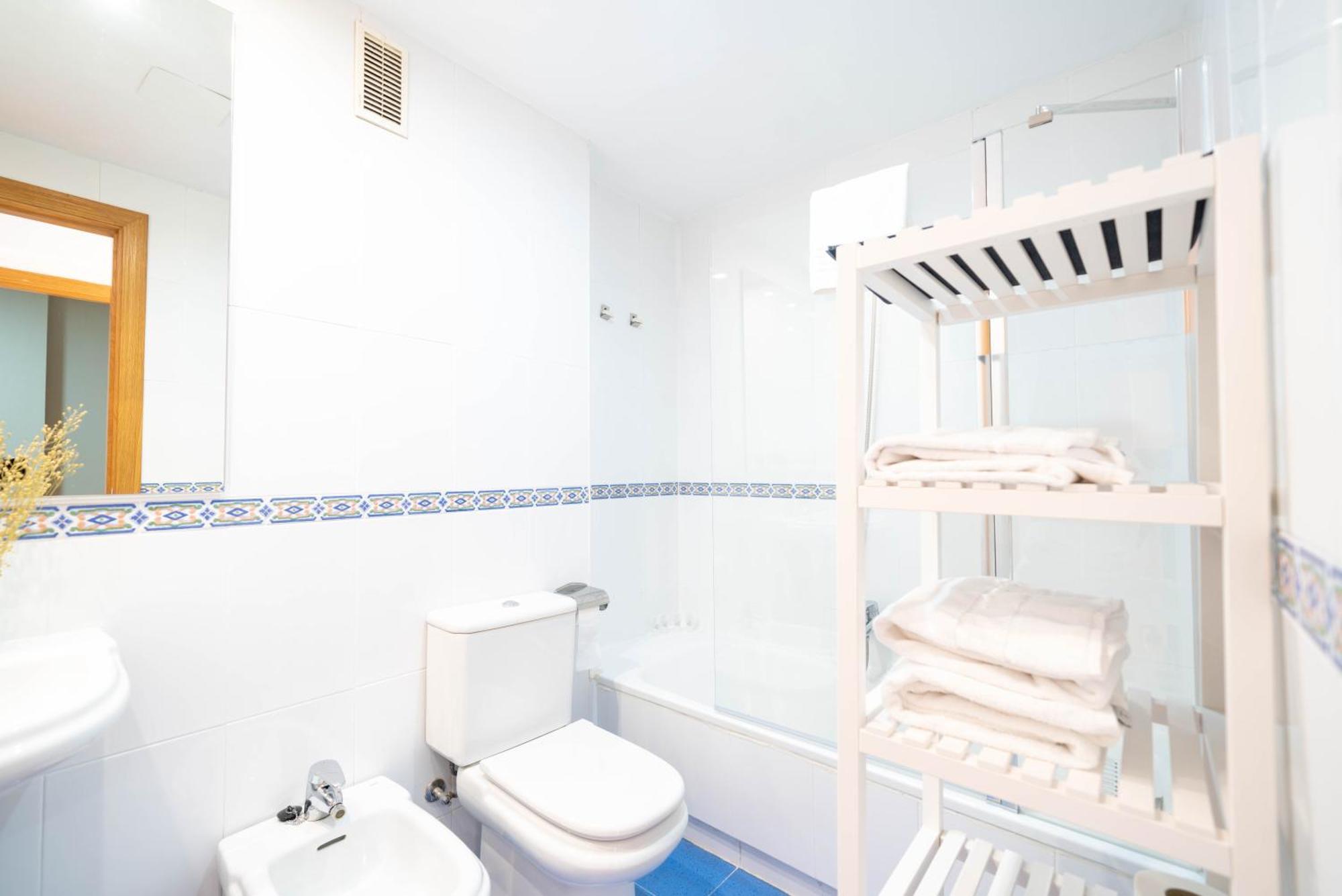 Apartamentos Go Covaresa Parking Gratuito Bajo Disponibilidad Valladolid Buitenkant foto